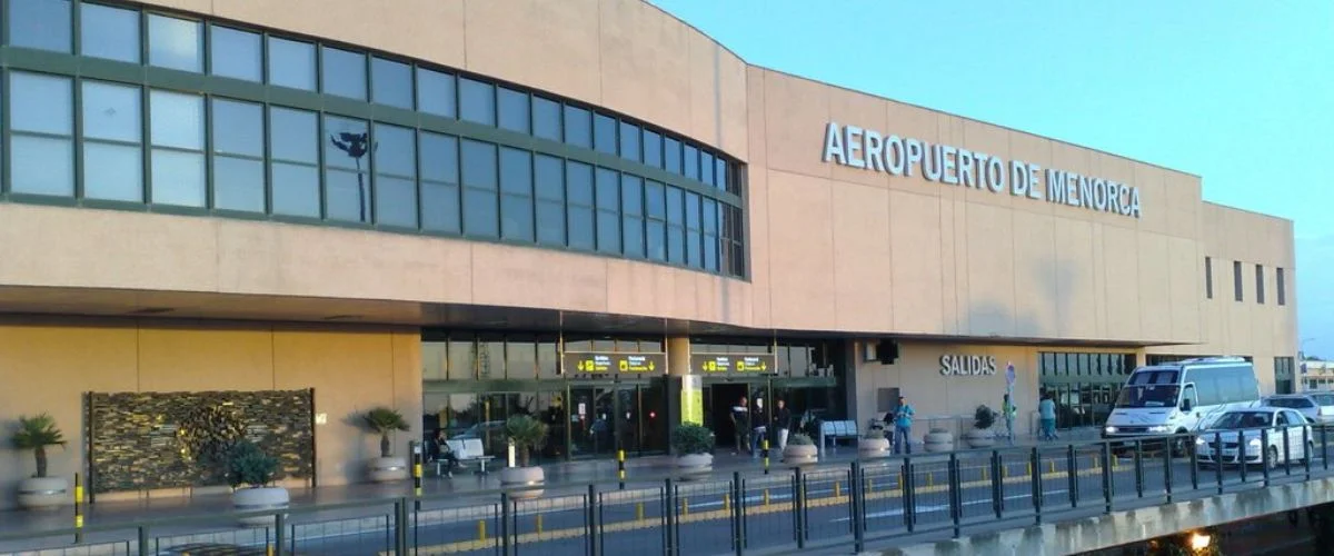 Ryanair MAH Terminal- Menorca Airport