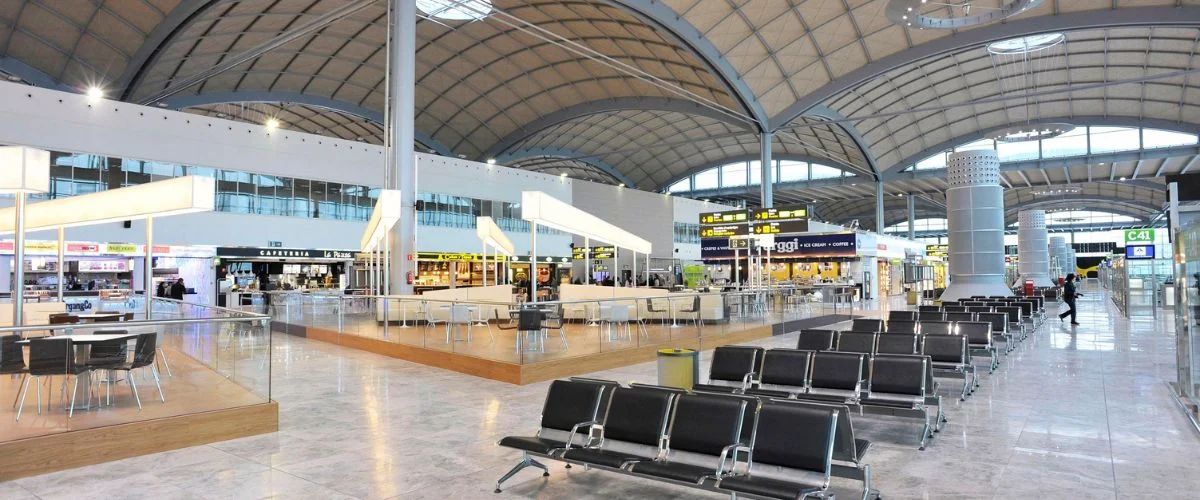 Volotea Airlines Alicante Office in Spain