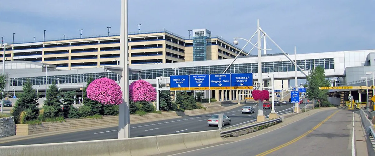 Minneapolis−Saint Paul International Airport